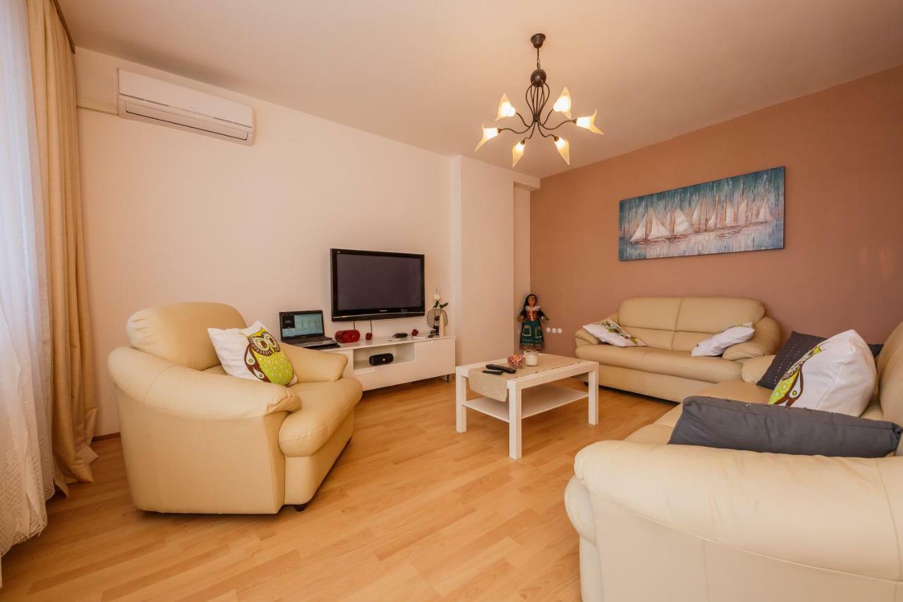 Apartman Lucija Каштела Экстерьер фото