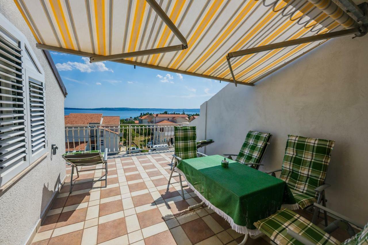 Apartman Lucija Каштела Экстерьер фото
