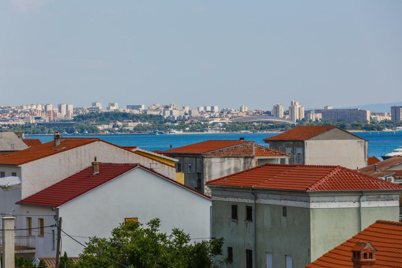 Apartman Lucija Каштела Экстерьер фото